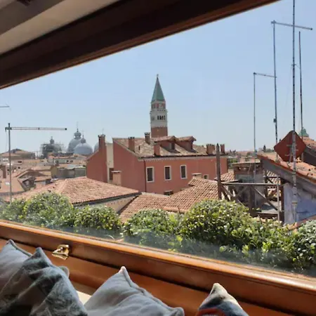 Penthouse With Rooftop Terrace And 360 Views Of - Venice5th Benátky