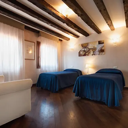 Penthouse With Rooftop Terrace And 360 Views Of - Venice5th Appartement *