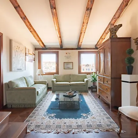 Appartement Penthouse With Rooftop Terrace And 360 Views Of - Venice5th Venise